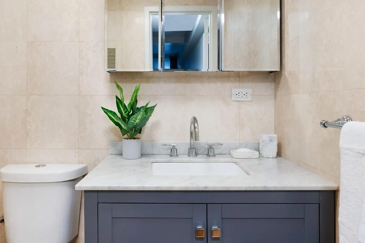 73-208 New 2Br2Bath Uws Doorman Gym Apartment New York 0*,  United States