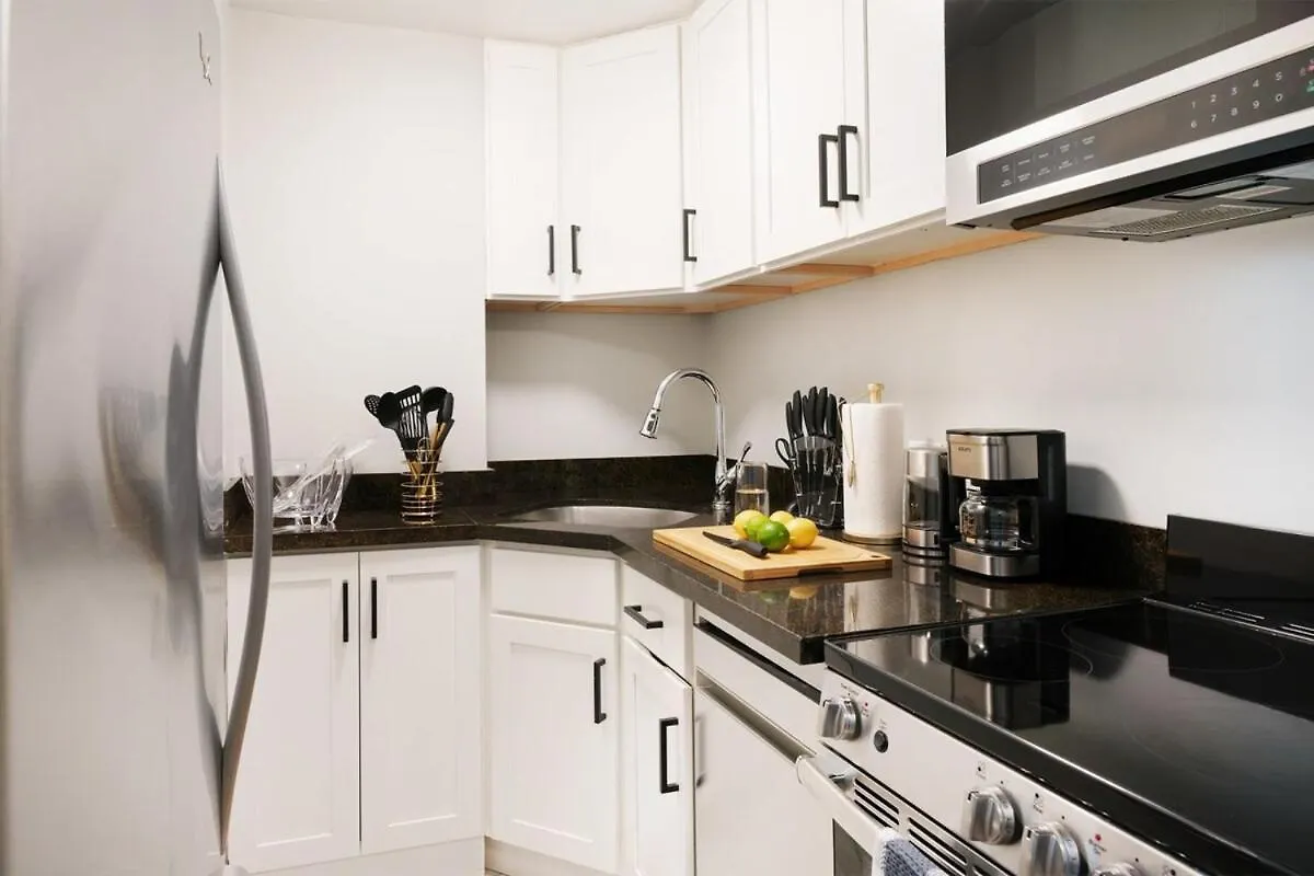 73-208 New 2Br2Bath Uws Doorman Gym Apartment New York